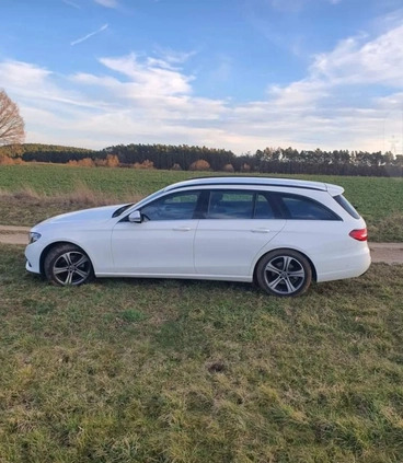Mercedes-Benz Klasa E cena 140000 przebieg: 140000, rok produkcji 2019 z Wągrowiec małe 154
